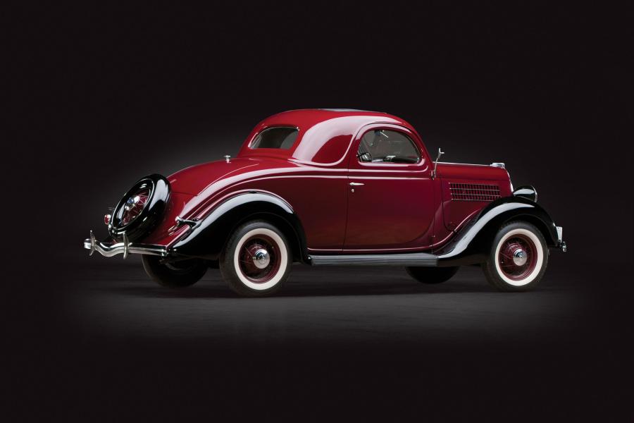  Ford V8 Deluxe 3-Window Coupe 1935 года  (фото 2 из 20)